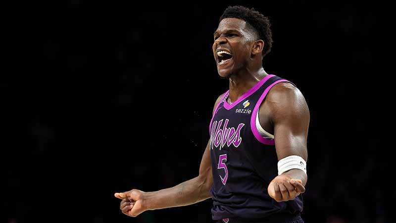 新疆下赛季算是废了！无控卫串联，外援无强解点，刘炜与助教争执