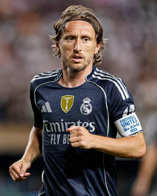 脚踝再次被晃没了