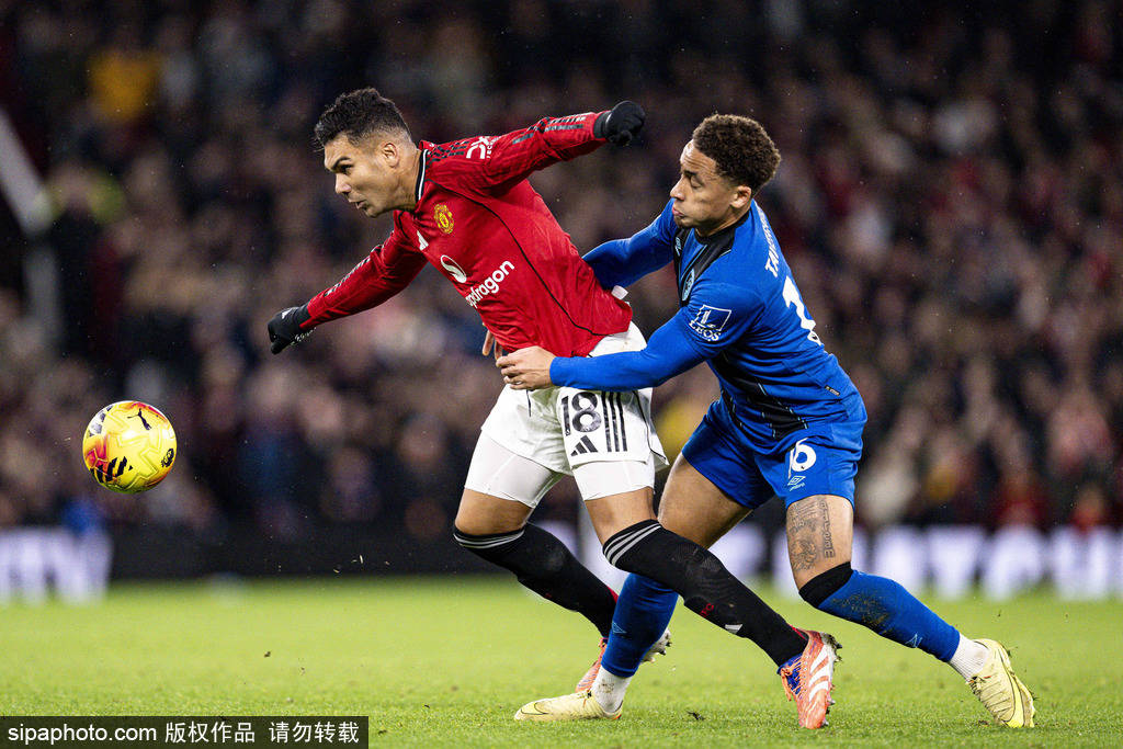 半场战报：乌迪内斯0-0博洛尼亚