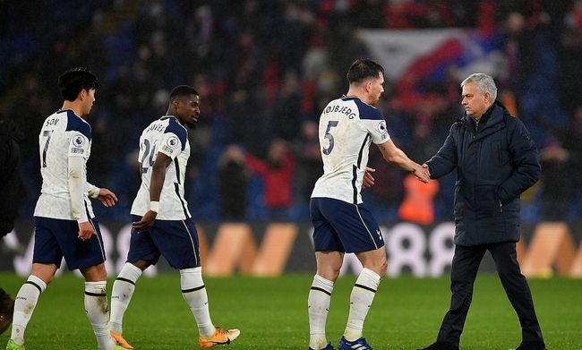 诺坎普新王？17岁的亚马尔和梅西谁更强？