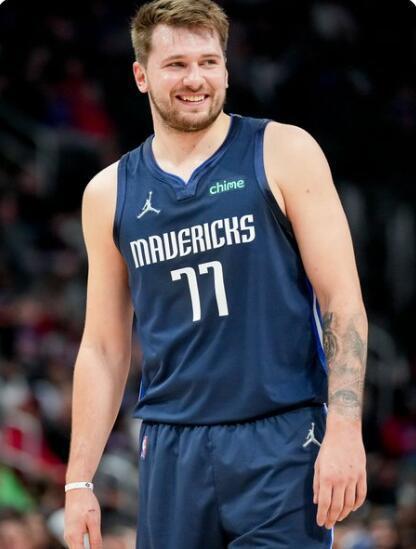 了她对自己 了她对自己